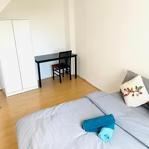 https://double-room-near-tower-bridge-403.cambridgehotelsuk.com