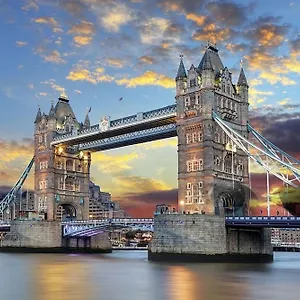 https://modern-serviced-3-bedroom-flat-in-east.cambridgehotelsuk.com